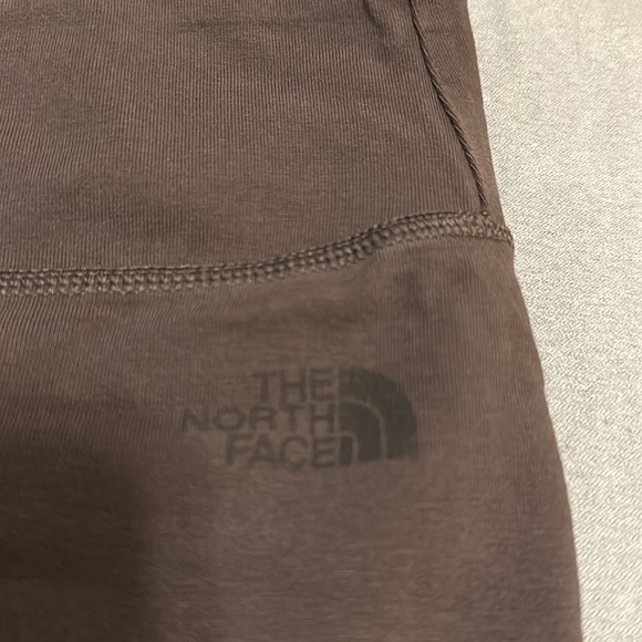 The North Face Cropped Lounge Pants - Picture 3 of 5